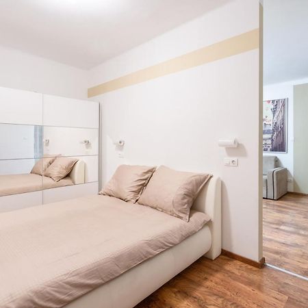 Central Seven Erzsebet Krt Budapest Exteriör bild