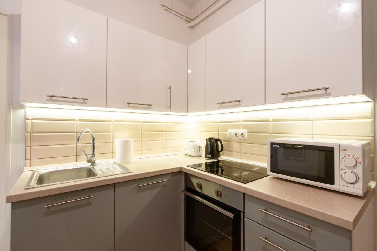 Central Seven Erzsebet Krt Budapest Exteriör bild