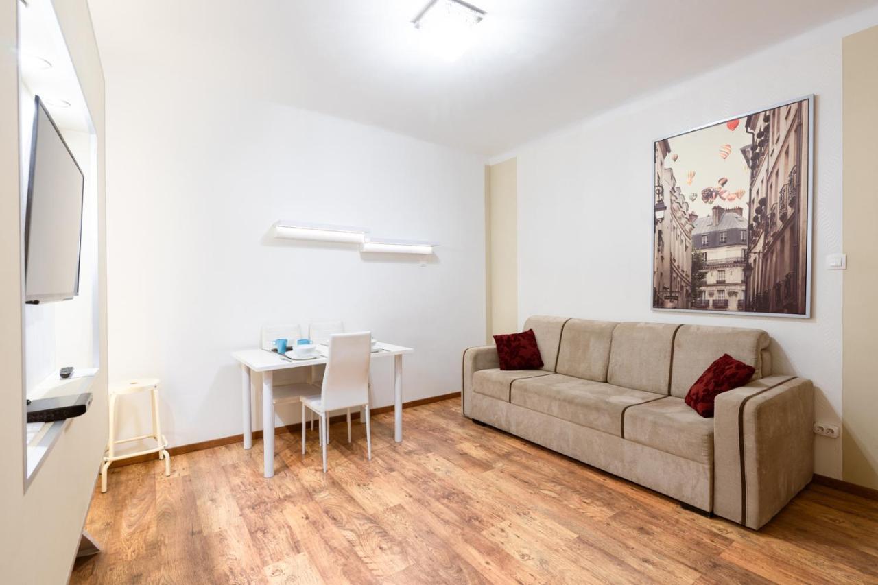 Central Seven Erzsebet Krt Budapest Exteriör bild